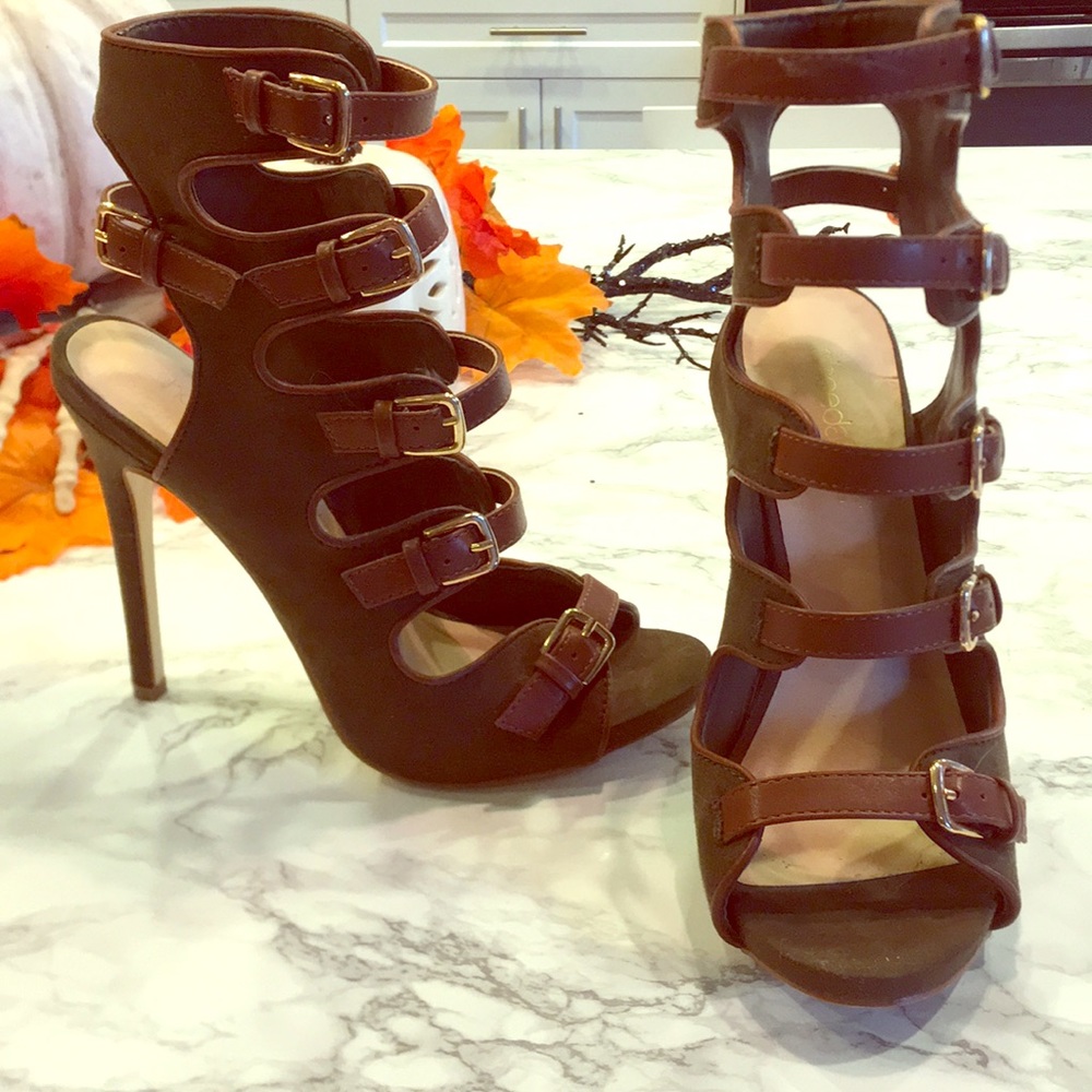 Olive & Tan Strappy Moto Heel